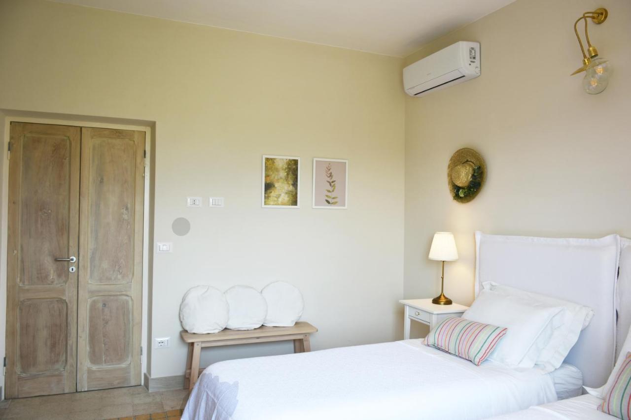 Alvito Agriturismo Di Charme Erbadoro מראה חיצוני תמונה